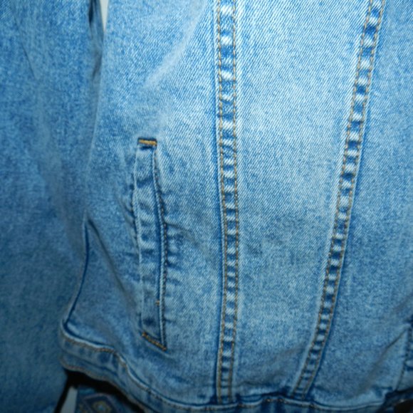 Driftwood Embroidered Denim Jean Jacket Light Wash Aztec Design 🆕NWT - Picture 11 of 14